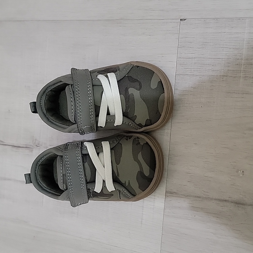 Baby shoes